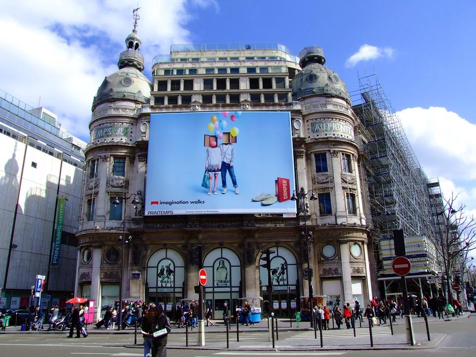 Read more about the article 4 Types of Outdoor Advertising you Should be Using